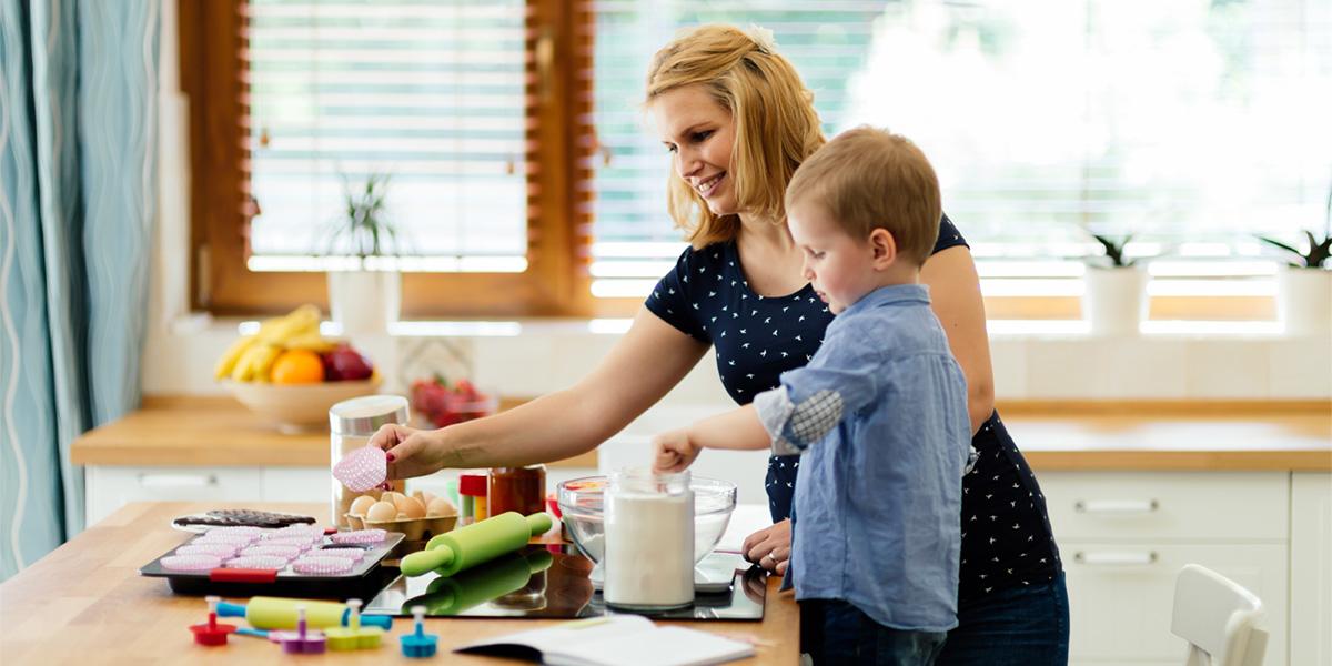 parent and child cooking together